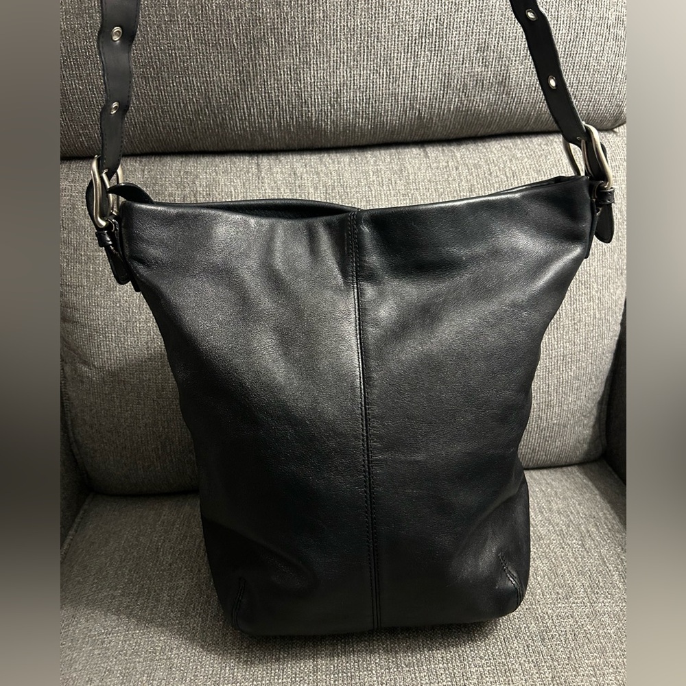 Eddie Bauer Vintage Black Leather Shoulder Bag